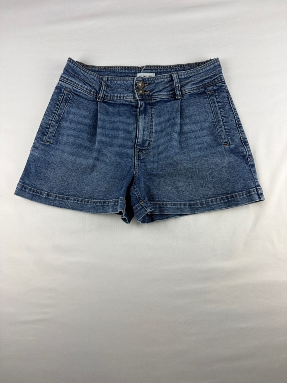 Maurices High Rise Jean Shorts – Size 12 (Excellent Condition)